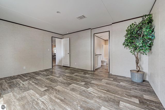 8916 NW Valley, Rapid City, MI 49676