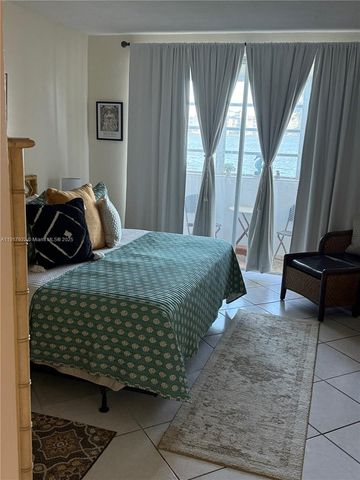 18555 NE 14th Ave 517, Miami, FL 33179