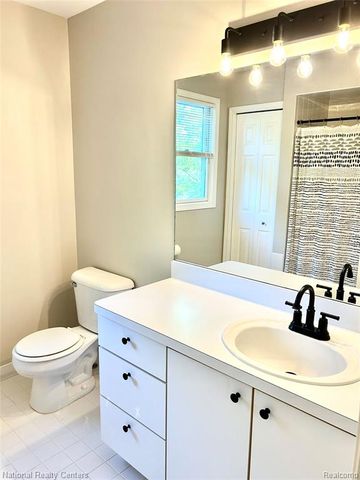 3452 E Highland Road, Howell, MI 48843