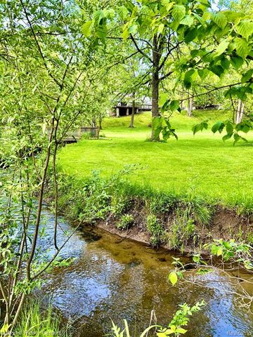 3452 E Highland Road, Howell, MI 48843