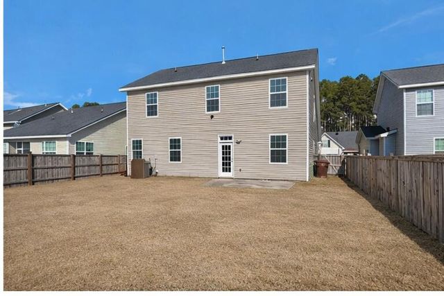 472 Foxbank Plantation Boulevard, Moncks Corner, SC 29461