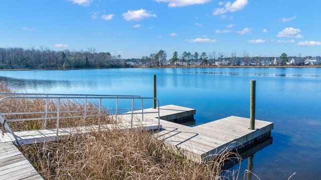 472 Foxbank Plantation Boulevard, Moncks Corner, SC 29461