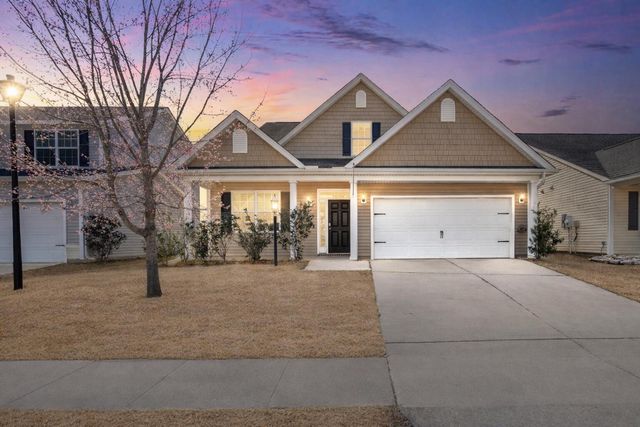 472 Foxbank Plantation Boulevard, Moncks Corner, SC 29461