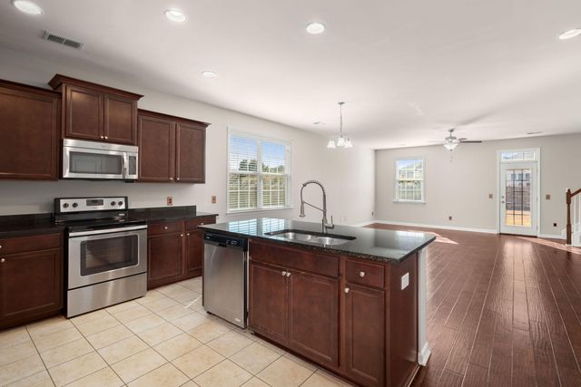 472 Foxbank Plantation Boulevard, Moncks Corner, SC 29461