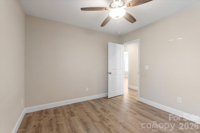 127 Hawthorne Drive, Brevard, NC 28712