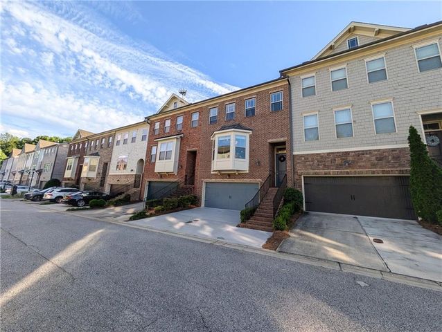 2154 W Village Lane, Smyrna, GA 30080