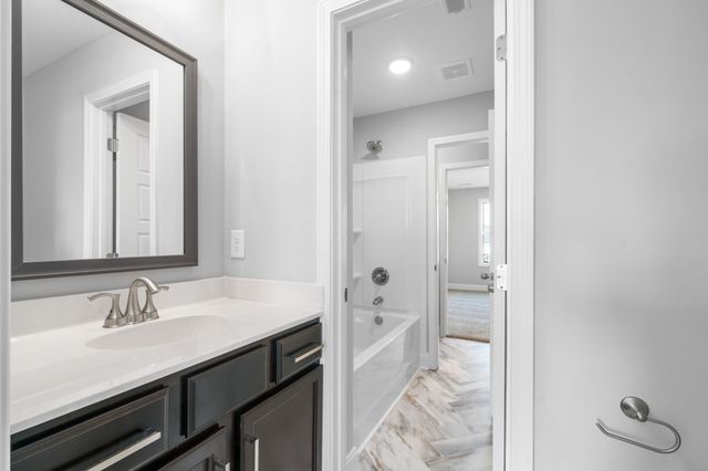 224 Drayton Dr Unit F, Clarksville, TN 37042