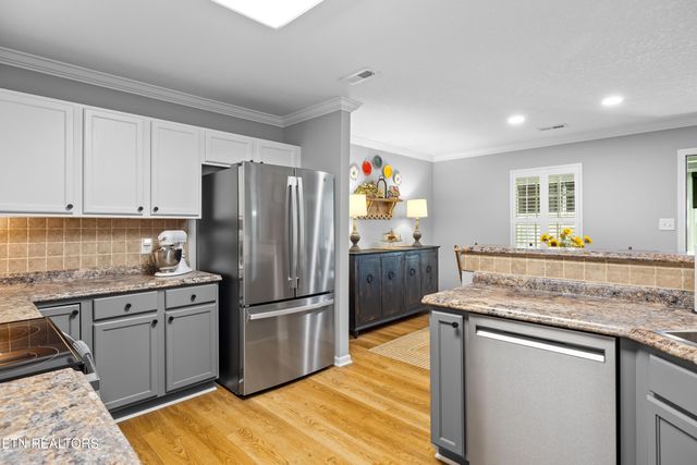 7123 La Christa Way, Knoxville, TN 37921