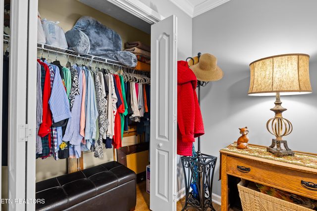 7123 La Christa Way, Knoxville, TN 37921