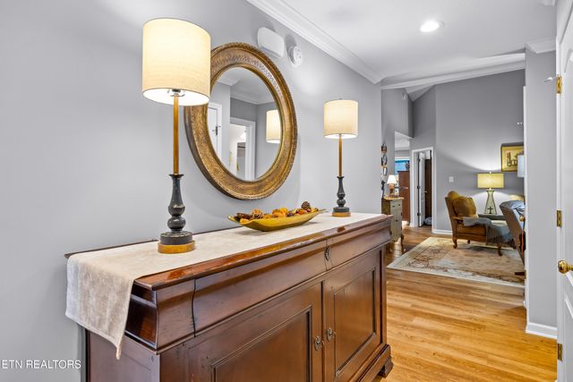 7123 La Christa Way, Knoxville, TN 37921