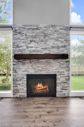 43088 W Kirkwood Drive, Clinton Township, MI 48038