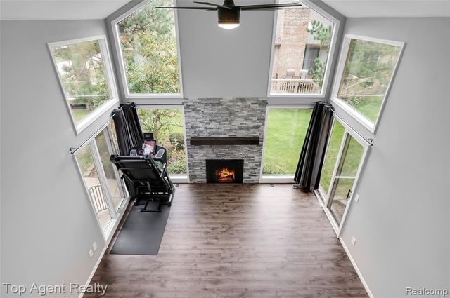 43088 W Kirkwood Drive, Clinton Township, MI 48038