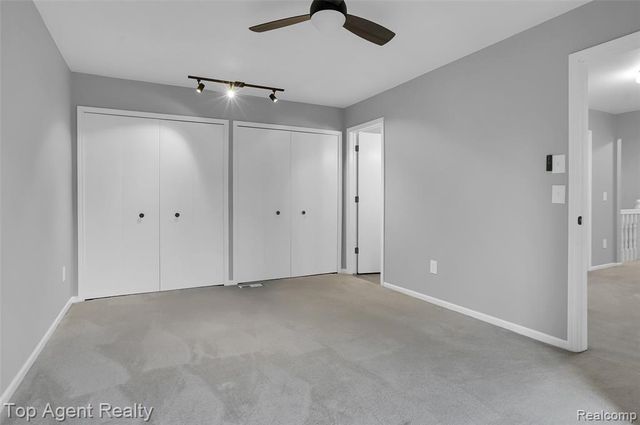 43088 W Kirkwood Drive, Clinton Township, MI 48038