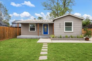 4502 Hain Street, Houston, TX 77009