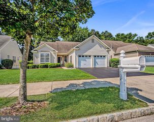 102 SPRINGMILL DR, Middletown, DE 19709