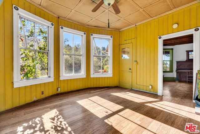 281 E AVENUE 33, Los Angeles, CA 90031