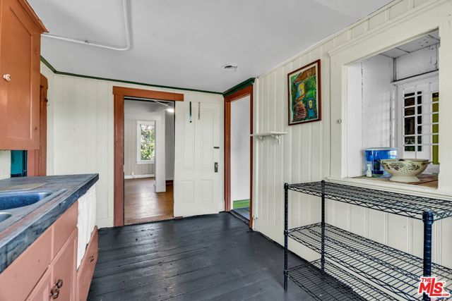 281 E AVENUE 33, Los Angeles, CA 90031