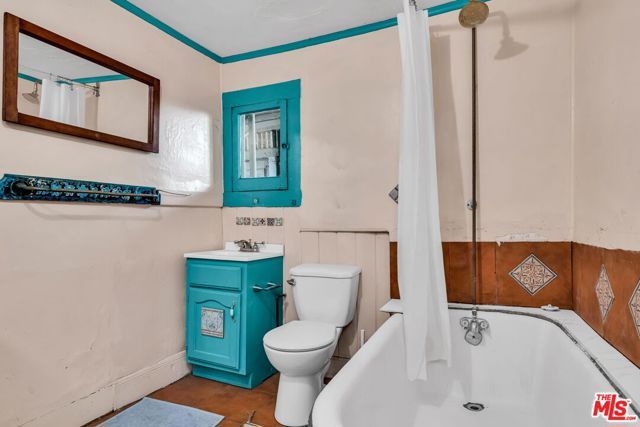 281 E AVENUE 33, Los Angeles, CA 90031