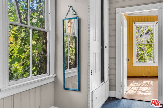 281 E AVENUE 33, Los Angeles, CA 90031