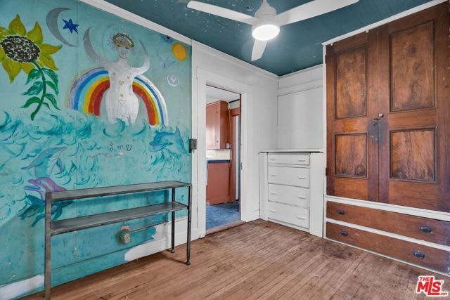 281 E AVENUE 33, Los Angeles, CA 90031