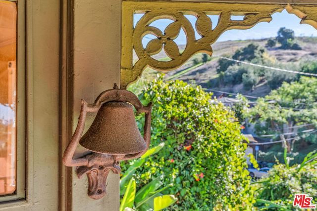 281 E AVENUE 33, Los Angeles, CA 90031