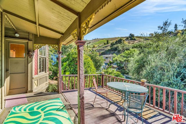 281 E AVENUE 33, Los Angeles, CA 90031