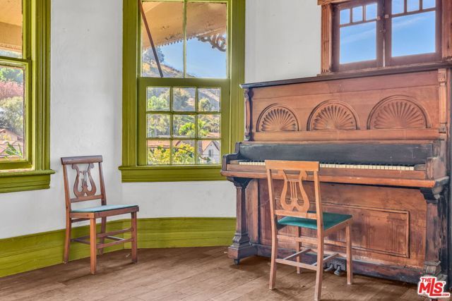 281 E AVENUE 33, Los Angeles, CA 90031