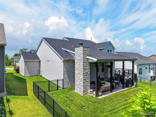 854 Nardin Drive, Chesterfield, MO 63017