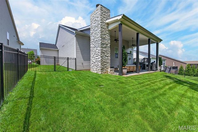854 Nardin Drive, Chesterfield, MO 63017