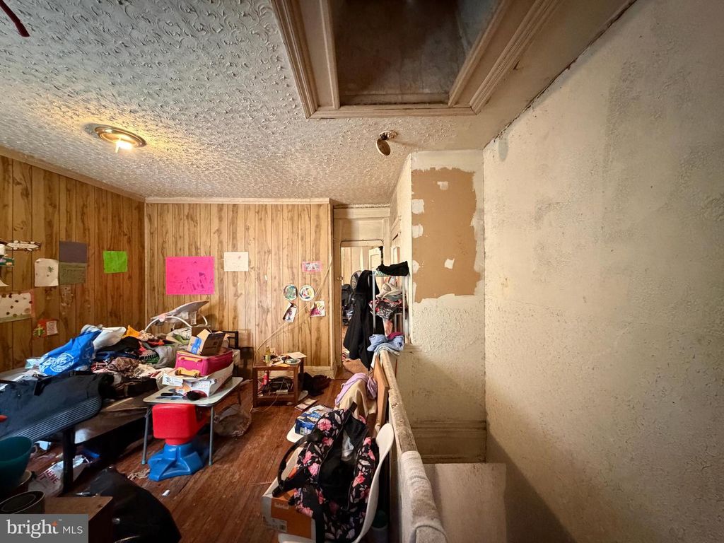 Image 15 of property listing at 421 E 28TH ST, Baltimore, MD 21218