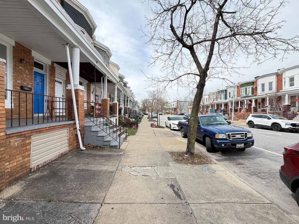 Image 2 of property listing at 421 E 28TH ST, Baltimore, MD 21218