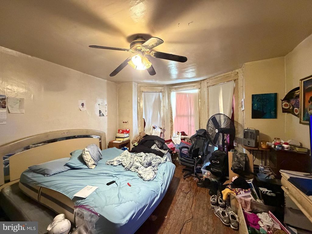 Image 22 of property listing at 421 E 28TH ST, Baltimore, MD 21218