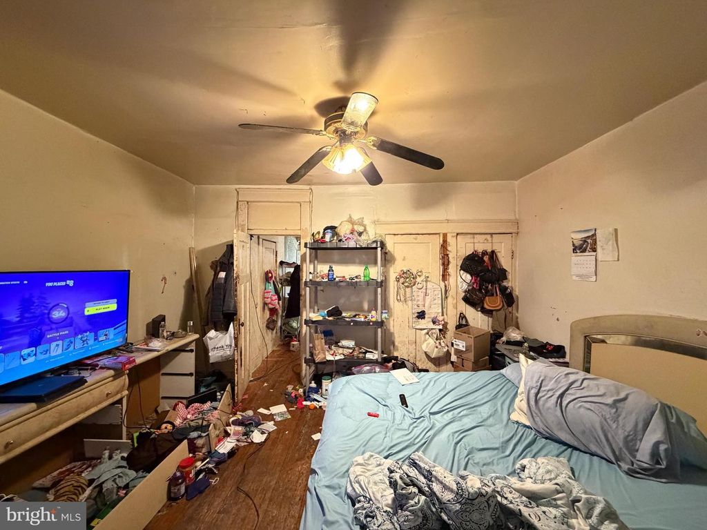 Image 24 of property listing at 421 E 28TH ST, Baltimore, MD 21218