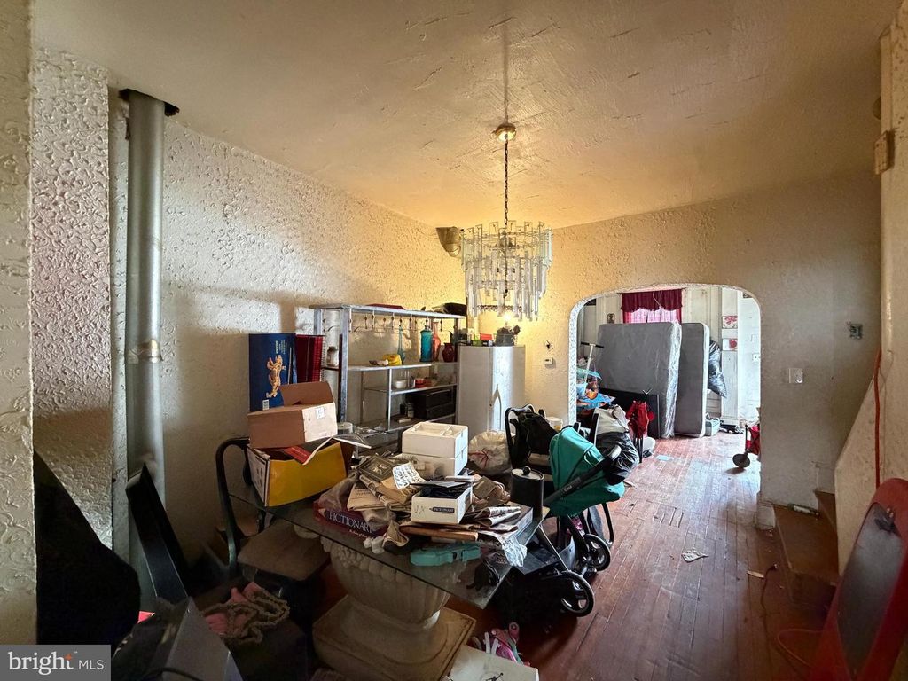 Image 9 of property listing at 421 E 28TH ST, Baltimore, MD 21218