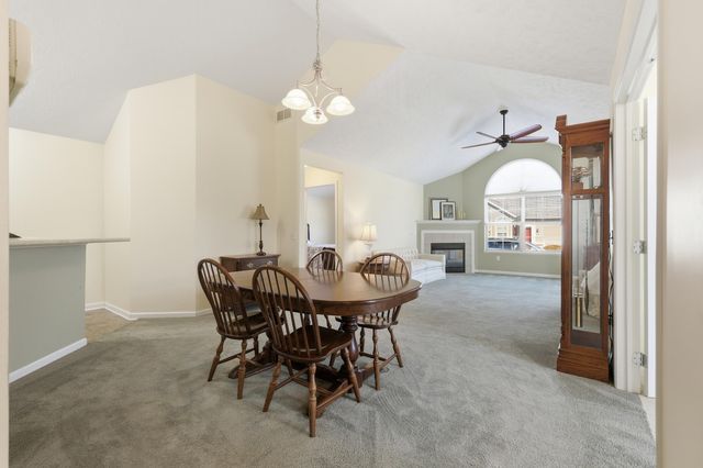 5315 Fawn Creek Drive SW, Wyoming, MI 49418