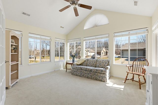 5315 Fawn Creek Drive SW, Wyoming, MI 49418