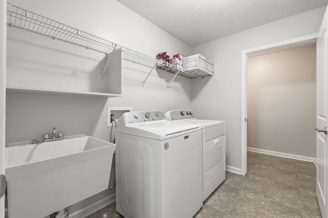 5315 Fawn Creek Drive SW, Wyoming, MI 49418