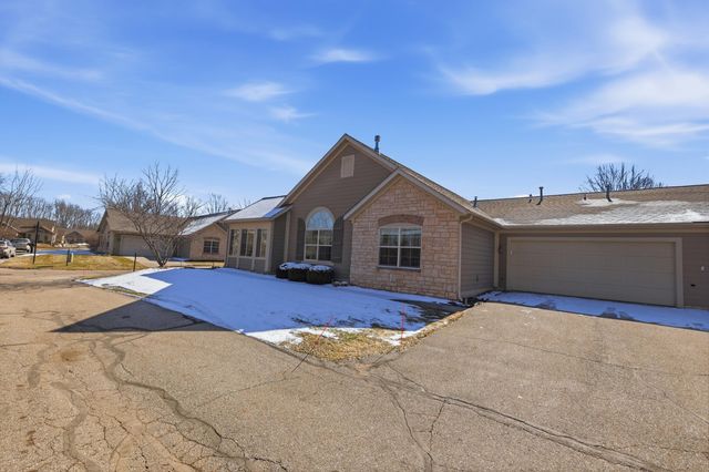 5315 Fawn Creek Drive SW, Wyoming, MI 49418