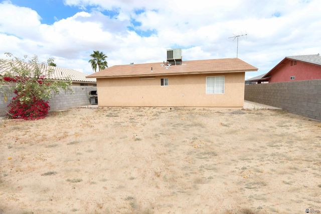 1143 E Liberty St, San Luis, AZ 85349