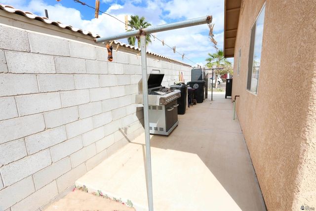 1143 E Liberty St, San Luis, AZ 85349