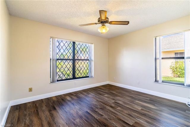 2523 24th PL, Cape Coral, FL 33904