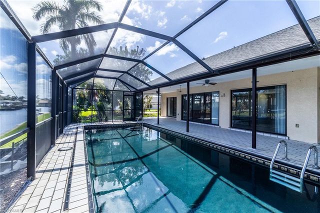 2523 24th PL, Cape Coral, FL 33904