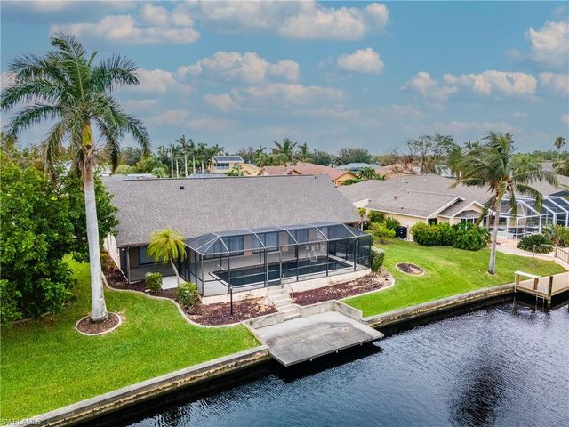 2523 24th PL, Cape Coral, FL 33904