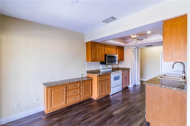 2523 24th PL, Cape Coral, FL 33904