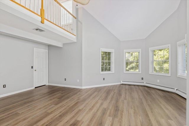 10 Kings Grant Drive, Atkinson, NH 03811