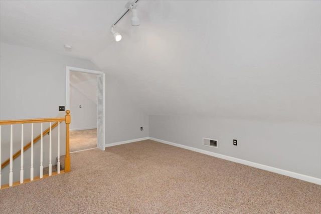 10 Kings Grant Drive, Atkinson, NH 03811