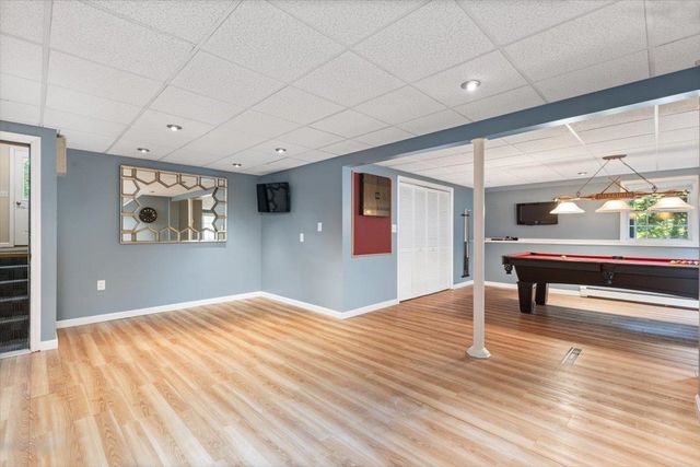 10 Kings Grant Drive, Atkinson, NH 03811