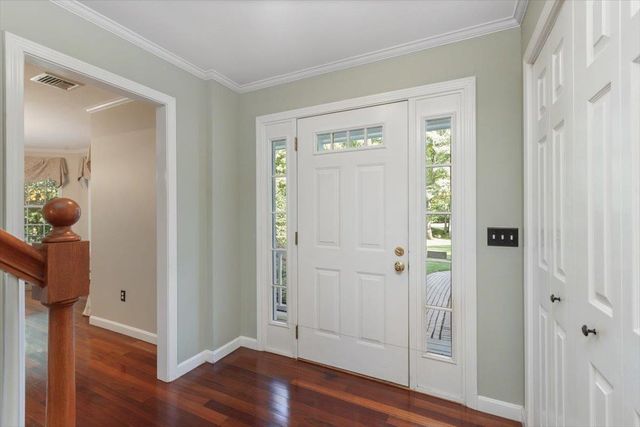10 Kings Grant Drive, Atkinson, NH 03811