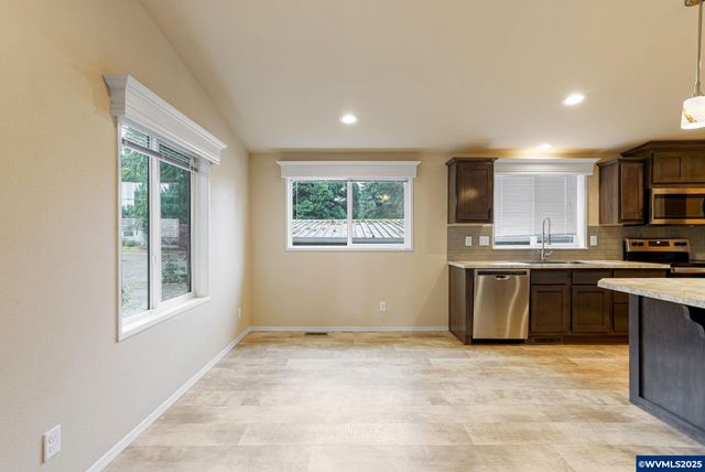 2125 Nocturne Ct SE, Salem, OR 97306