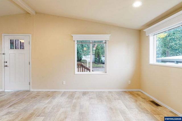 2125 Nocturne Ct SE, Salem, OR 97306